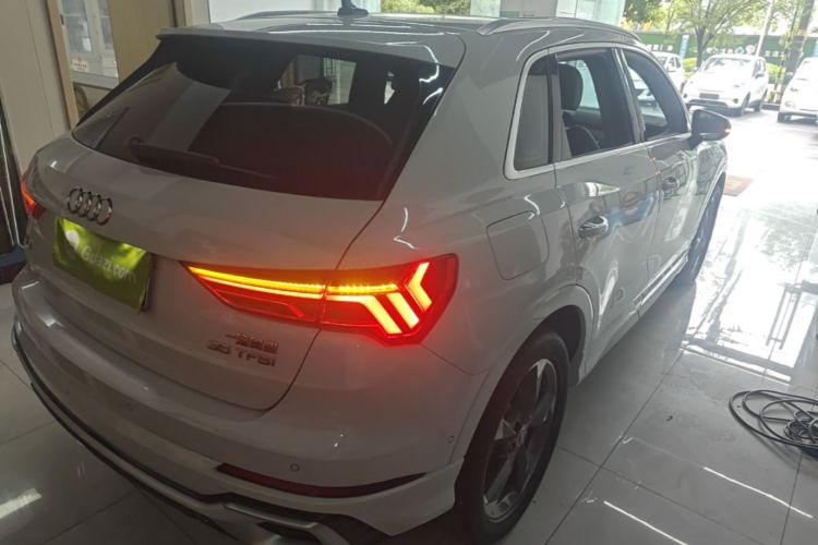 Audi Q3 2023 #7 Audi Q3 2023 car image #7