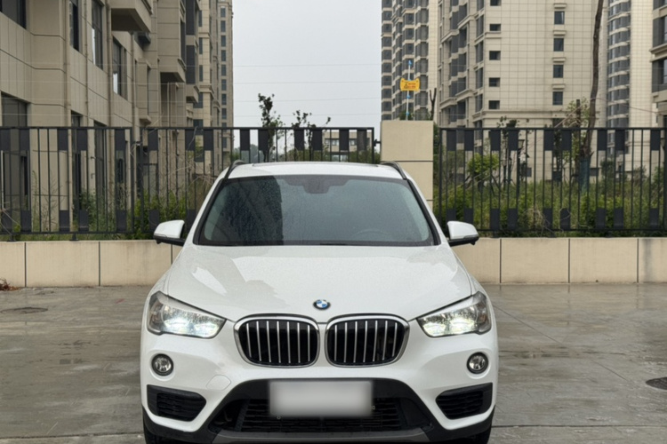 BMW X1 2019 #4 BMW X1 2019 car image #4