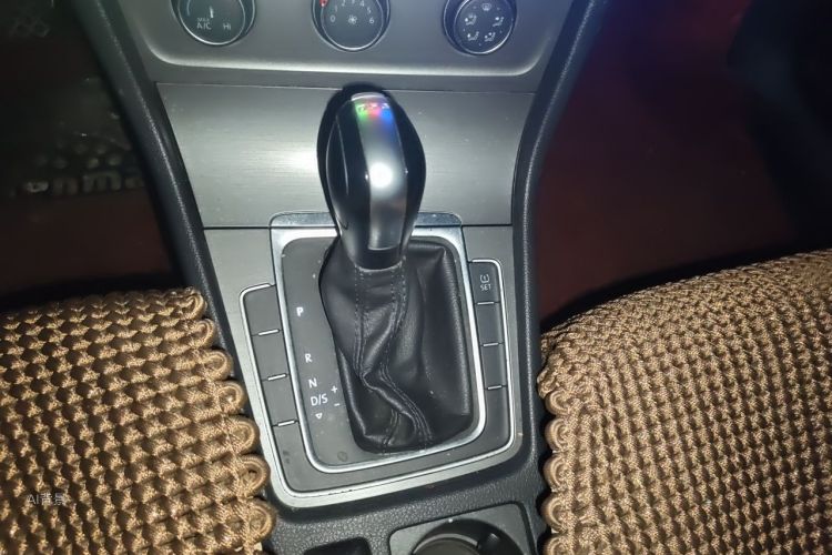 Volkswagen Golf 2015 #16 Volkswagen Golf 2015 car image #16