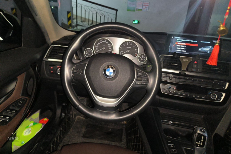 BMW 3 Series 2019 #12 BMW 3 Series 2019 car image #12