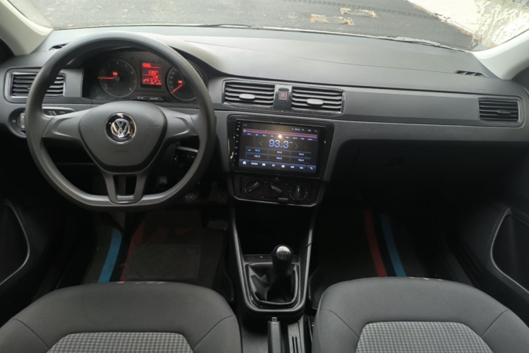 Volkswagen Santana 2020 imagem de carro #10
