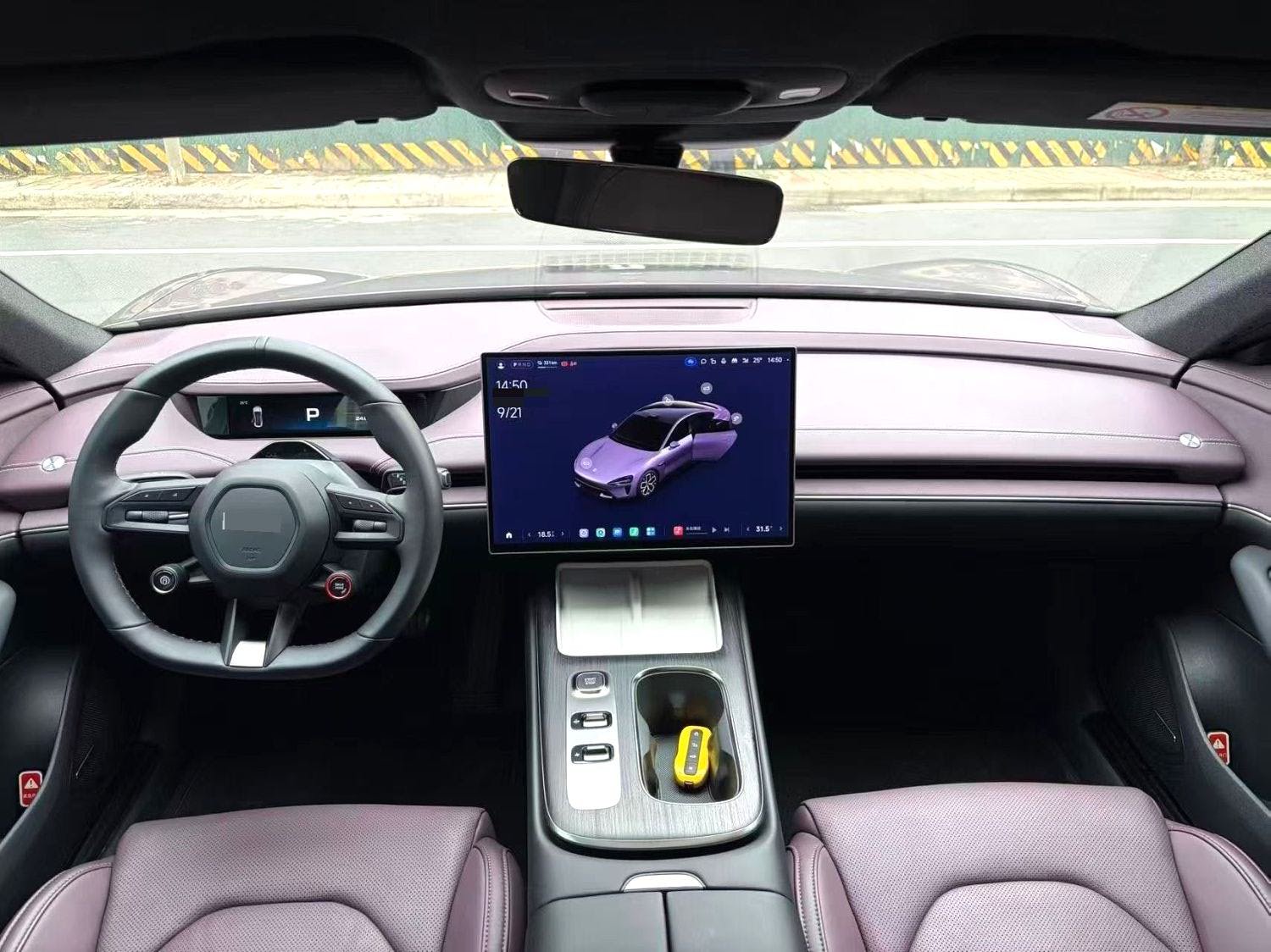 MI SU7 2025 car image #4