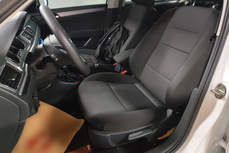 Volkswagen Bora 2023 car image #15