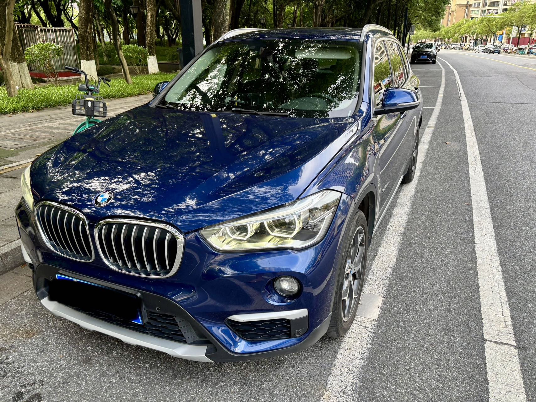 2016 2016 car image