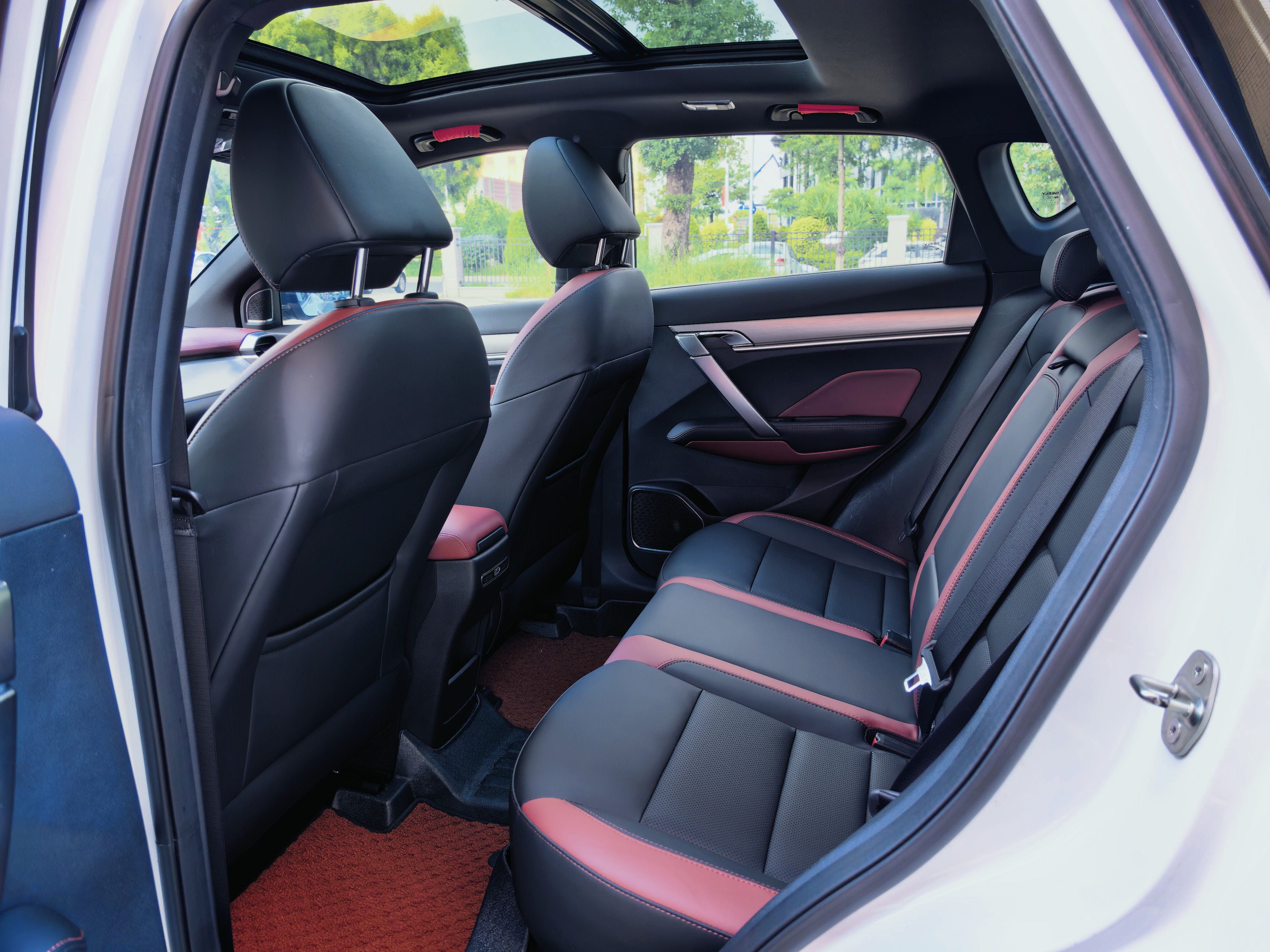 GEELY Coolray 2020 #4 GEELY Coolray 2020 car image #4