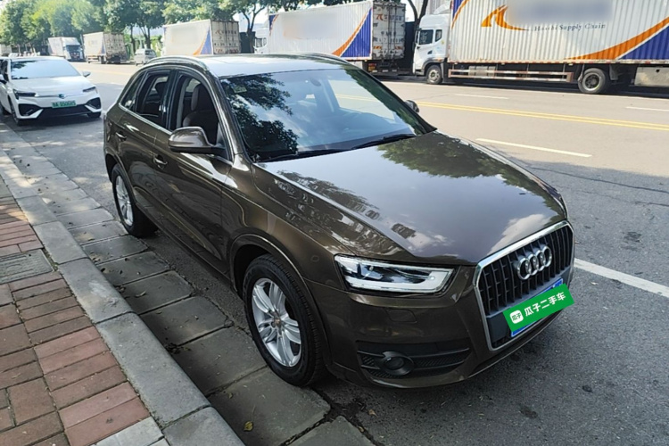 Audi Q3 2015 #4 Audi Q3 2015 car image #4