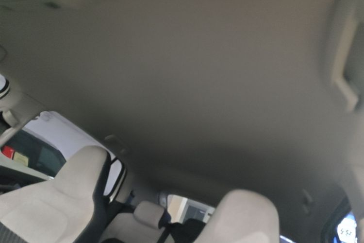 Volkswagen Tharu 2025 car image #18