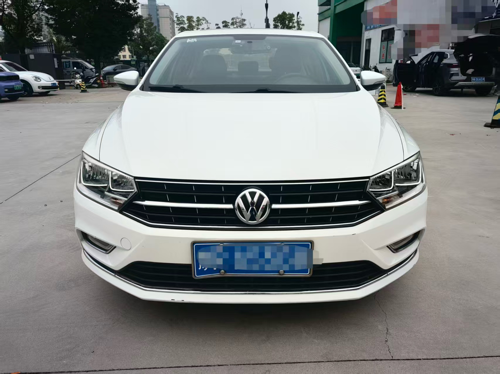 Volkswagen Bora 2016 car image #2