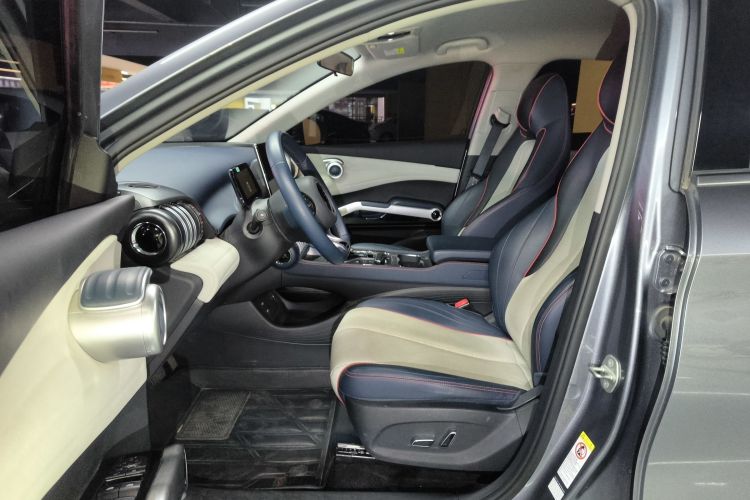 BYD Yuan Plus 2023 صورة سيارة #15