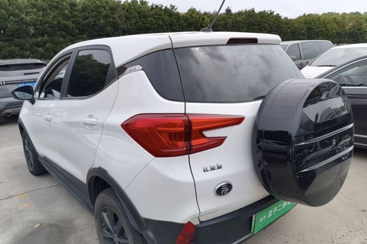 BYD Yuan New Energy 2020 #5 BYD Yuan New Energy 2020 car image #5