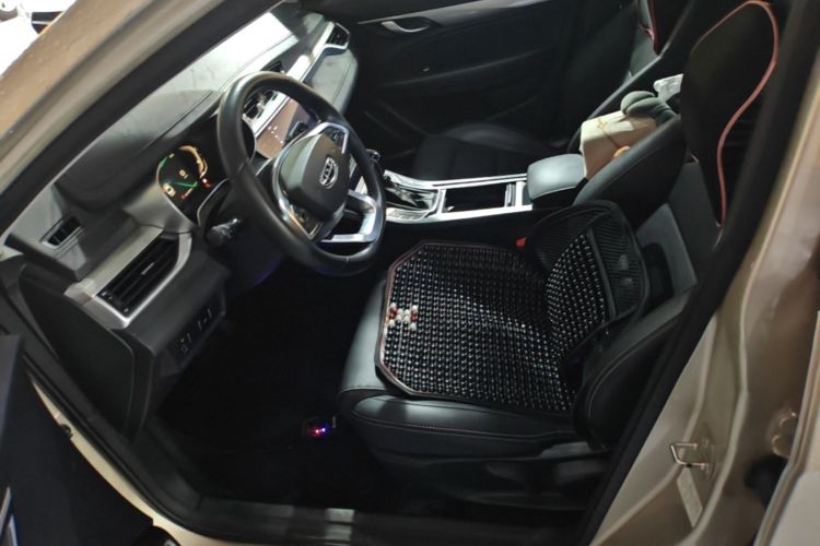 GEELY Emgrand 2020 #15 GEELY Emgrand 2020 image de voiture #15