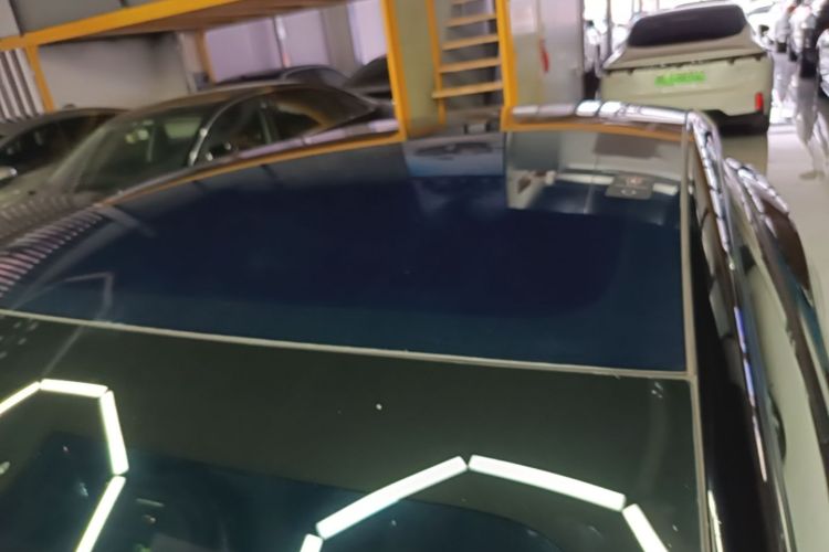 Tesla Model 3 2021 car image #25