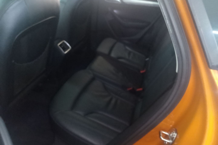 Audi Q3 2015 #17 Audi Q3 2015 car image #17
