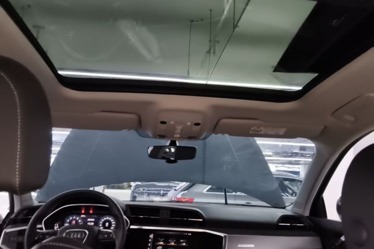 Audi Q3 2020 imagem de carro #18