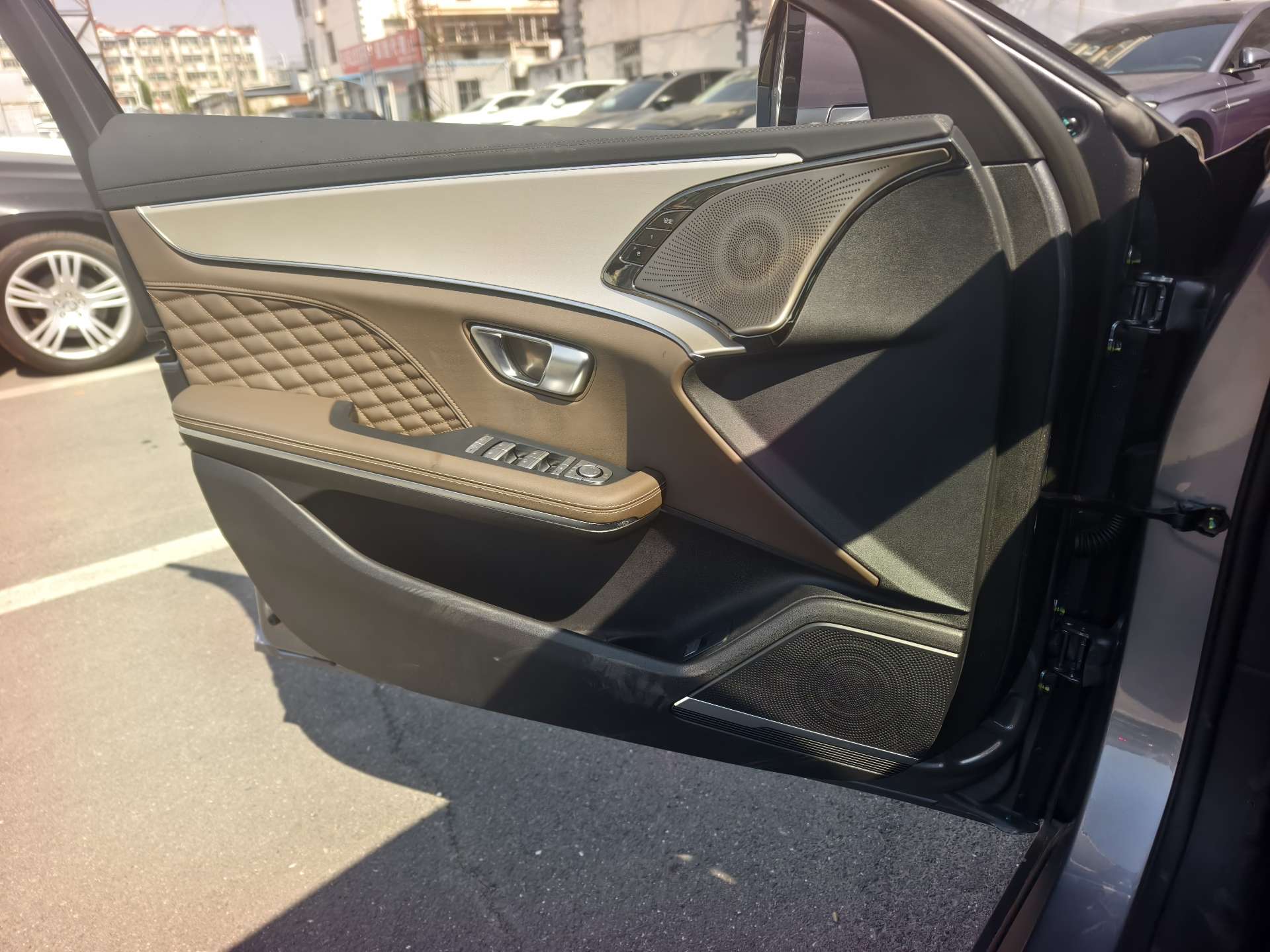 BYD Han 2024 #7 BYD Han 2024 car image #7