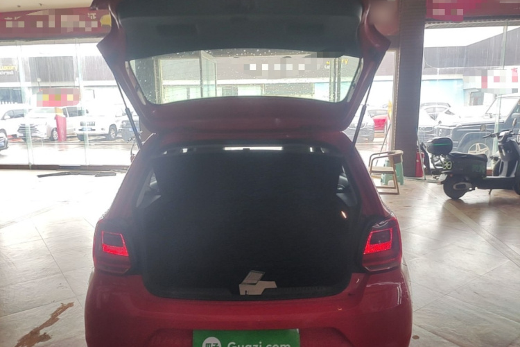 Volkswagen Polo 2015 #19 Volkswagen Polo 2015 car image #19