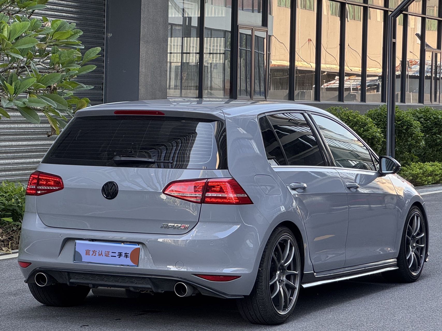 Volkswagen Golf 2015 car image #4