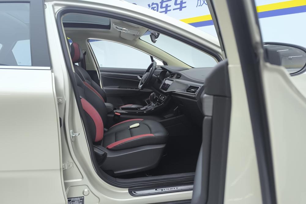GEELY Emgrand GS 2021 #17 GEELY Emgrand GS 2021 car image #17