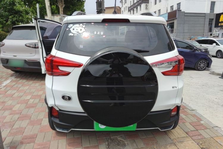BYD Yuan New Energy 2020 car image #6