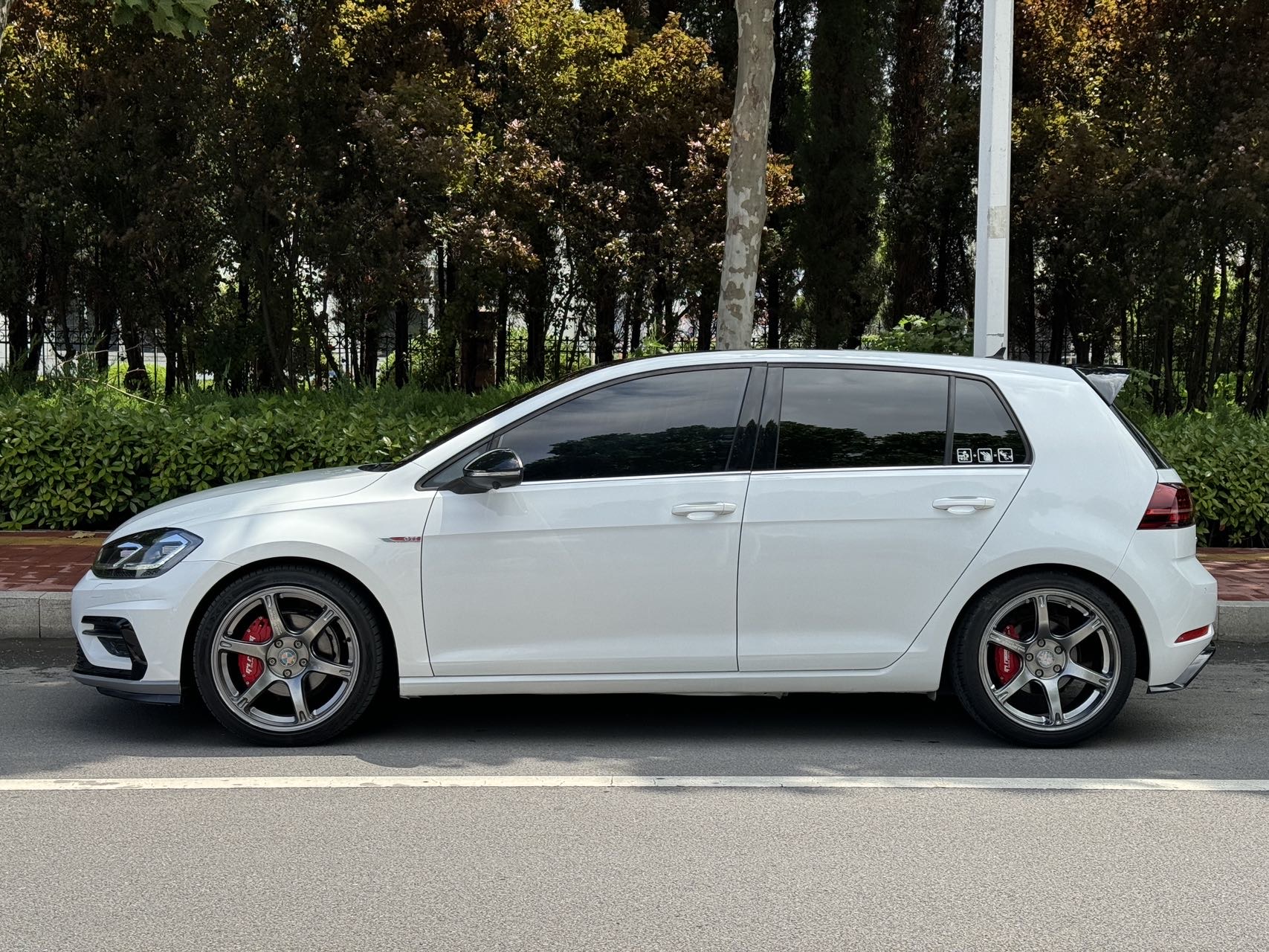 Volkswagen Golf 2019 #3 Volkswagen Golf 2019 car image #3