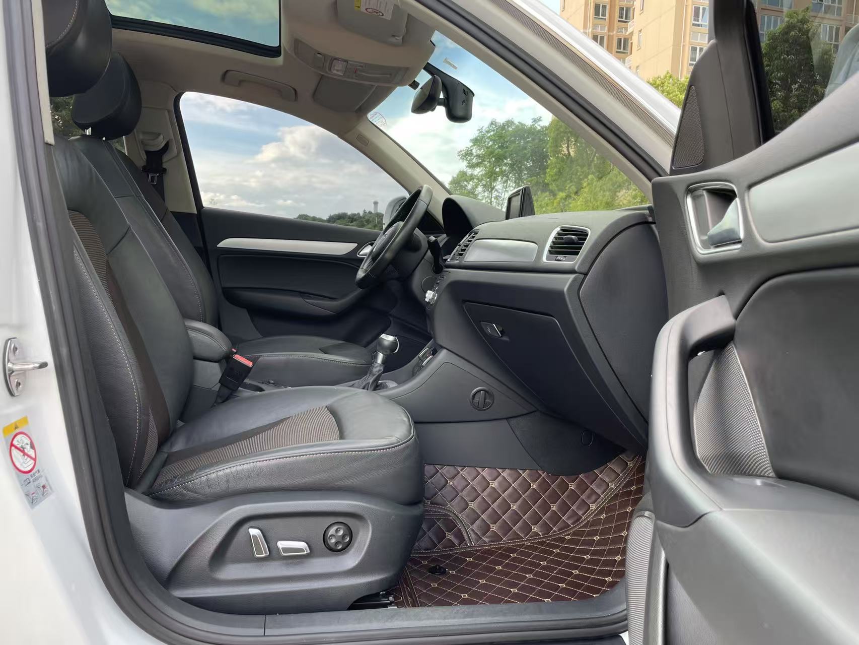 Audi Q3 2018 #12 Audi Q3 2018 car image #12