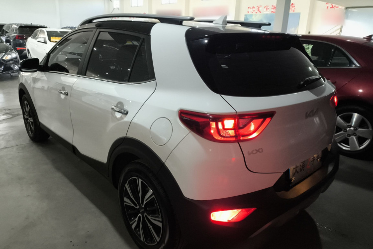 起亚 奕跑 2023 汽车图片 #5