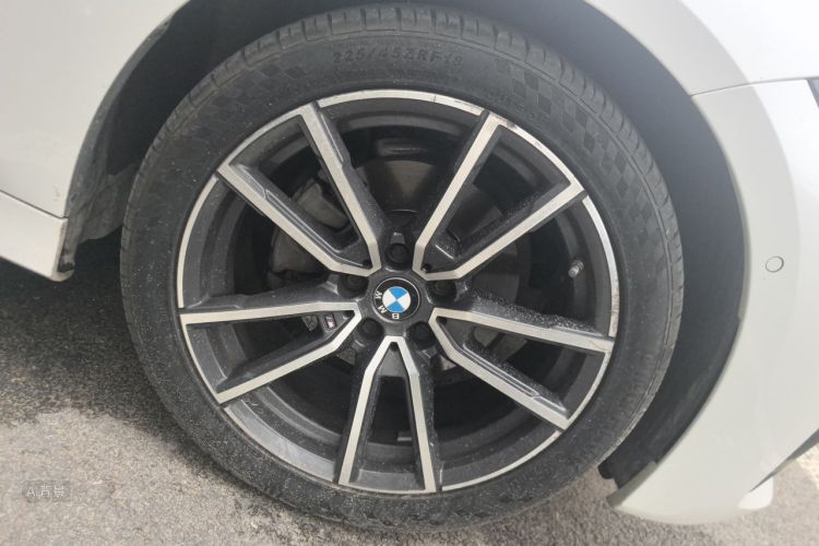 BMW 3 Series 2020 #9 BMW 3 Series 2020 car image #9