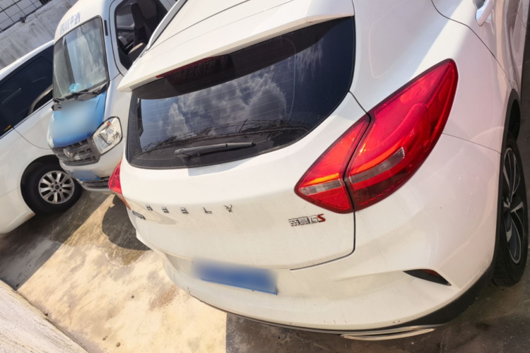 GEELY Emgrand GS 2019 #6 GEELY Emgrand GS 2019 صورة سيارة #6