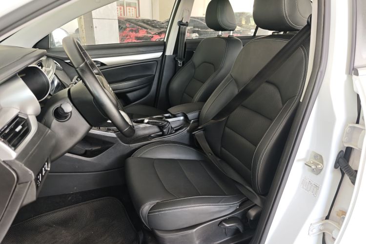 GEELY Emgrand 2020 #15 GEELY Emgrand 2020 image de voiture #15