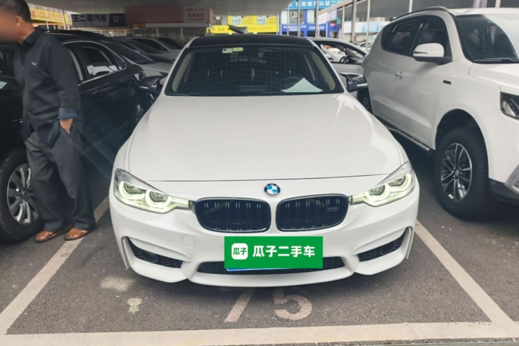 BMW 3 Series 2019 #3 BMW 3 Series 2019 car image #3