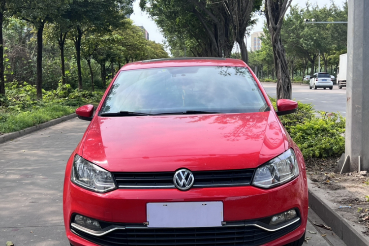 Volkswagen Polo 2018 car image #3