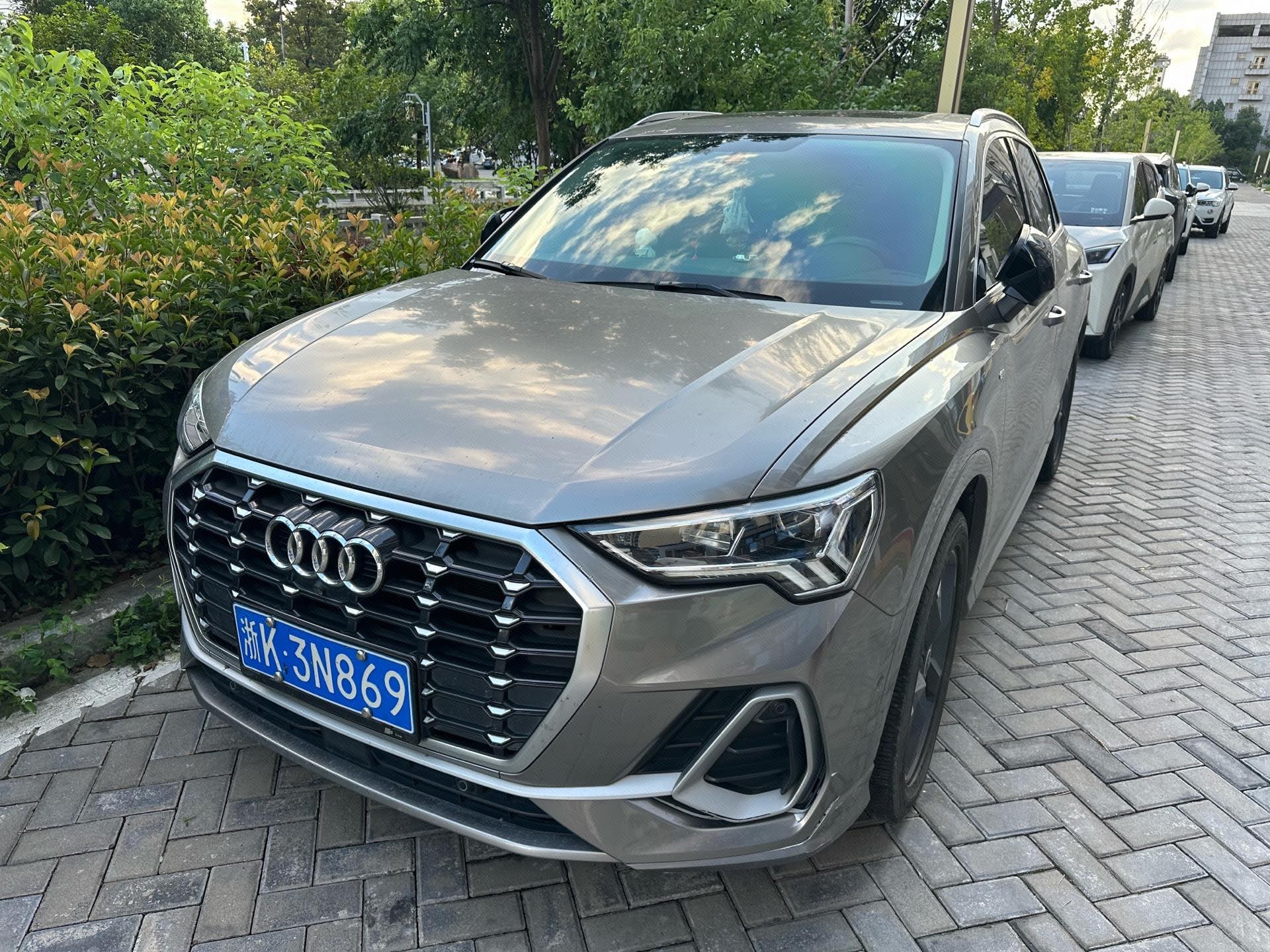 2021 immagine di auto 