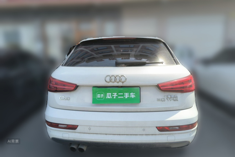 Audi Q3 2018 car image #6
