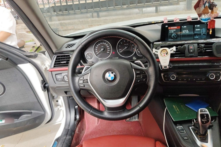 BMW 3 Series 2015 car image #15