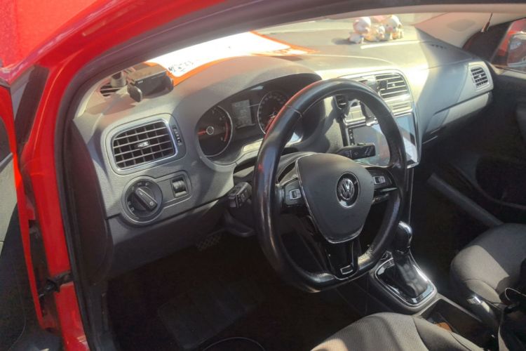 Volkswagen Polo 2019 immagine di auto #10