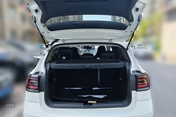 Volkswagen T-Cross 2023 #21 Volkswagen T-Cross 2023 car image #21