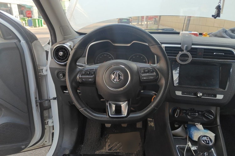 MG ZS 2019 car image #11
