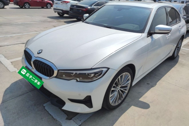 BMW 3 Series 2021 #2 BMW 3 Series 2021 car image #2