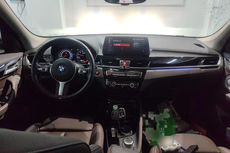 BMW X1 2021 car image #10