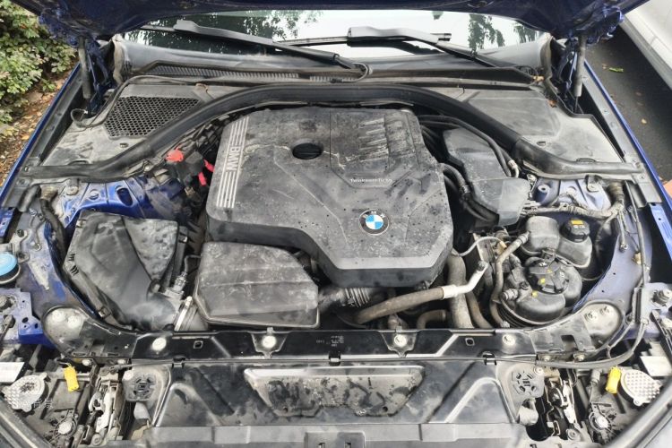 BMW 3 Series 2020 car image #22