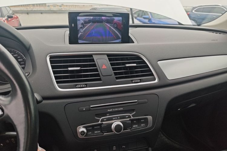 Audi Q3 2016 #13 Audi Q3 2016 car image #13