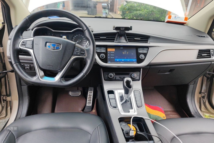 GEELY Emgrand GS 2017 car image #11