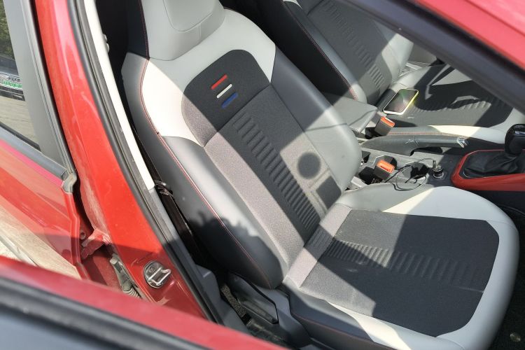 Volkswagen Polo 2020 صورة سيارة #24