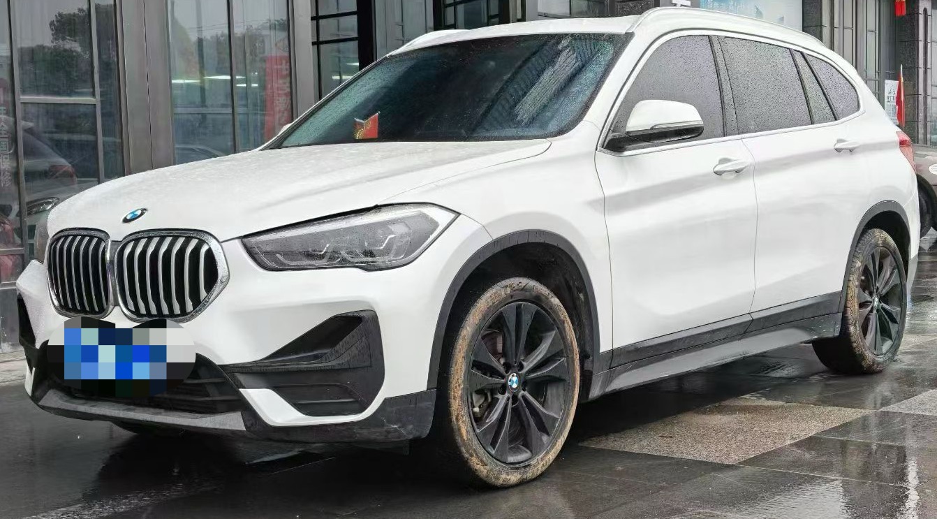 BMW X1 2021 BMW X1 2021 car image