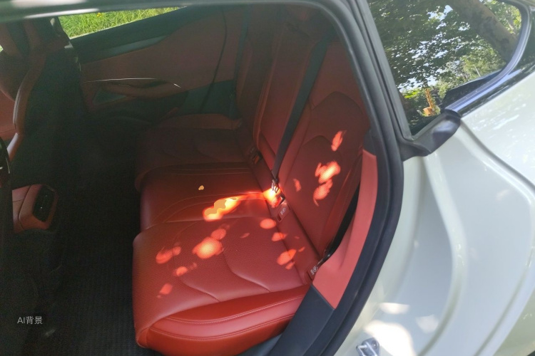 MI SU7 2024 car image #19