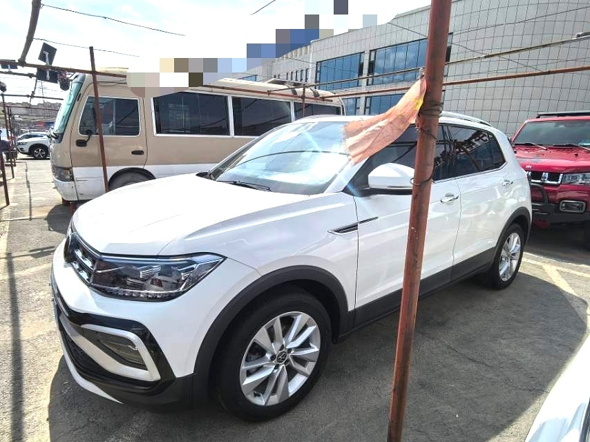 Volkswagen T-Cross 2021 Volkswagen T-Cross 2021 car image