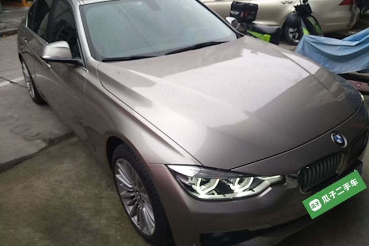 BMW 3 Series 2018 immagine di auto #6