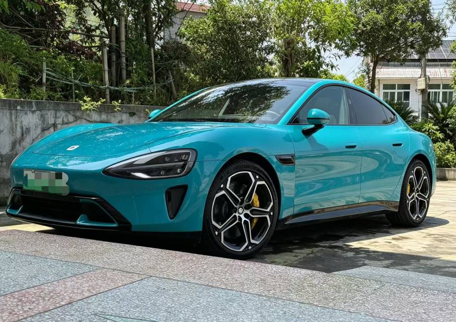 2025 immagine di auto 