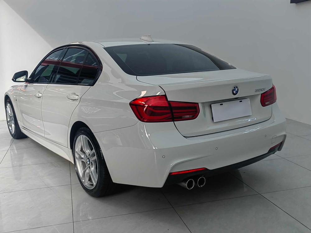 BMW 3 Series 2019 car image #5