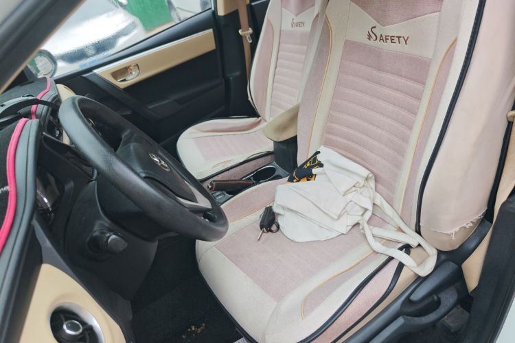 Toyota Corolla 2018 car image #15